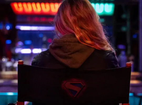 Milly Alcock, "Supergirl: Woman of Tomorrow" setinden ilk fotoğrafı paylaştı. Full HD İzle